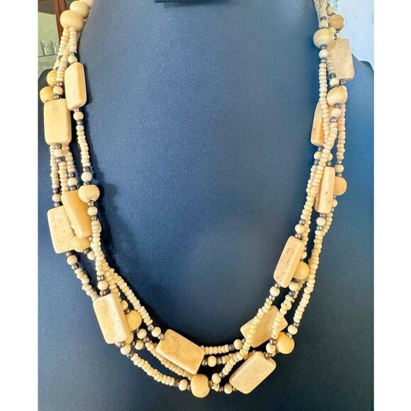 Vintage Beige 4-strand Beaded Necklace, in Silver tone, Unsigned - Picture 1 of 3